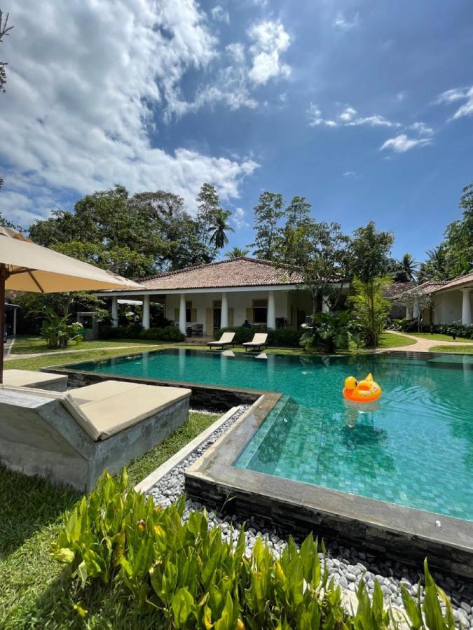 Claire Villa By Younger Villas & Resorts Ахангама Экстерьер фото